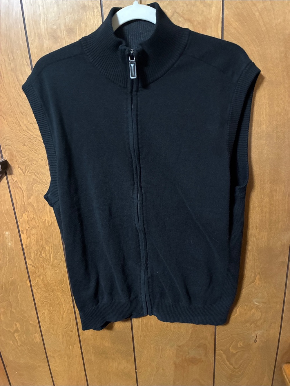 Oscar de la Renta Black Zip-Up Sleeveless Knit Vest
